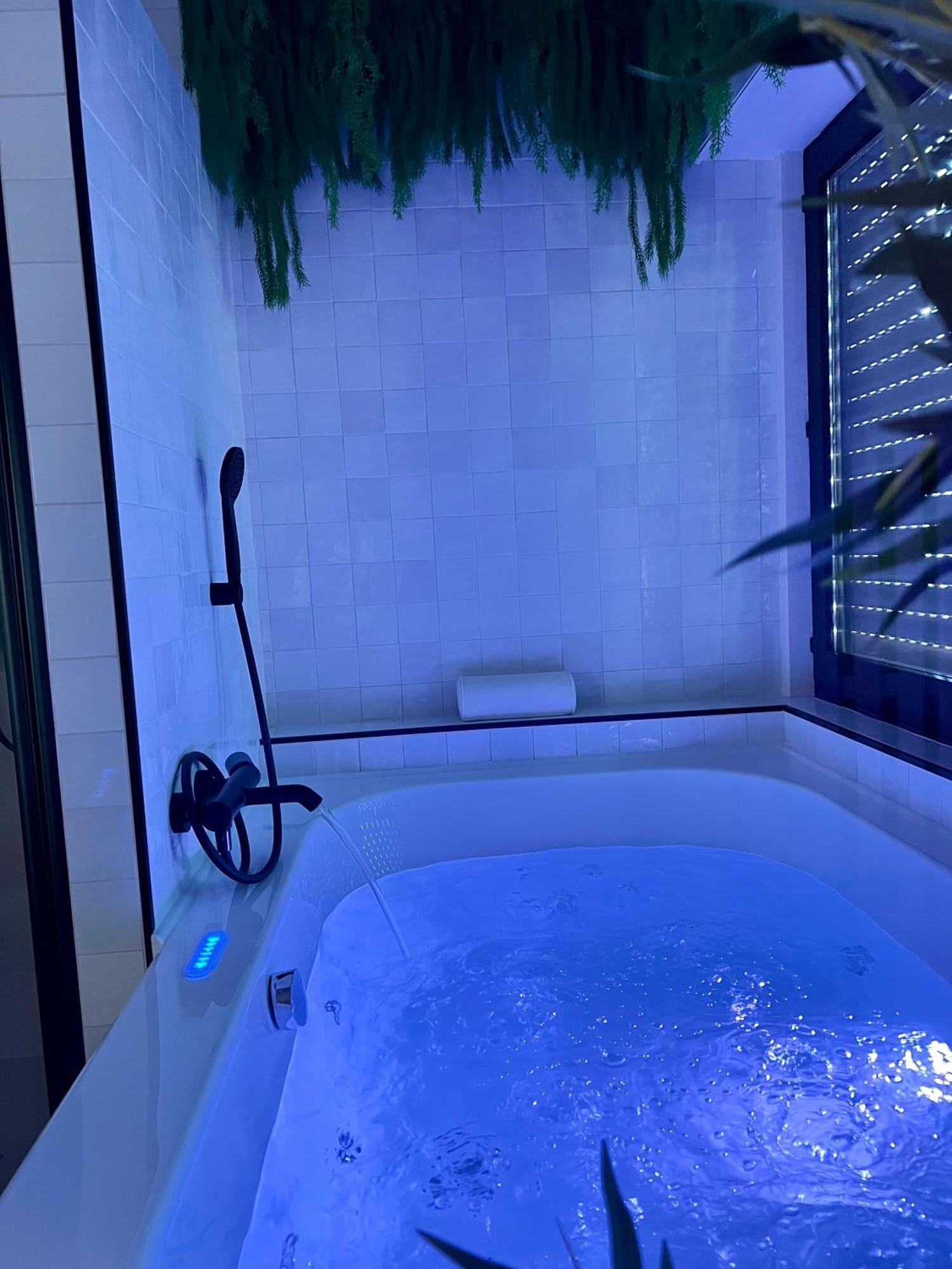 Spa Et Sauna Luxueux Hyper Centre Τρουά Εξωτερικό φωτογραφία